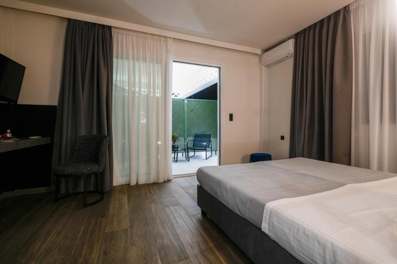 Casa Divinus Suites Athens Exterior photo