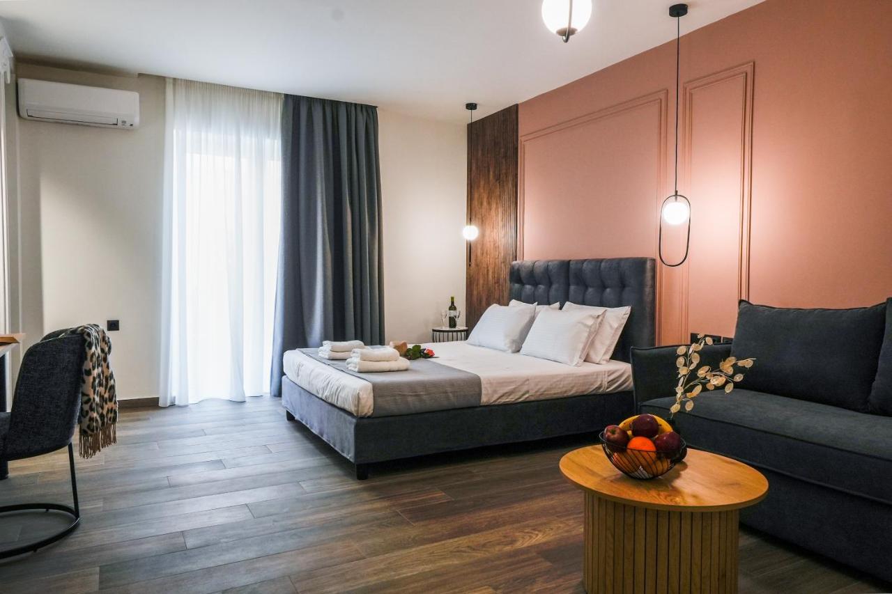 Casa Divinus Suites Athens Exterior photo